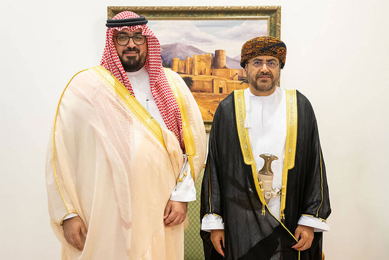 HE Minister of Economy and Planning and HE Oman’s Minister of Economy discuss the latest economic developments in the region